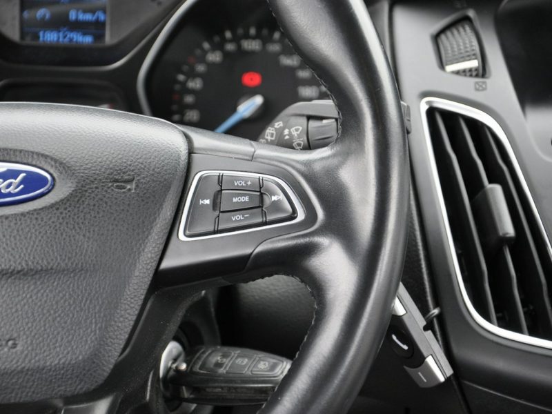 Ford Focus 1,6i Ambiente/2Xopony/Serwisowany/Zadbany Mk3 (2010-2018)