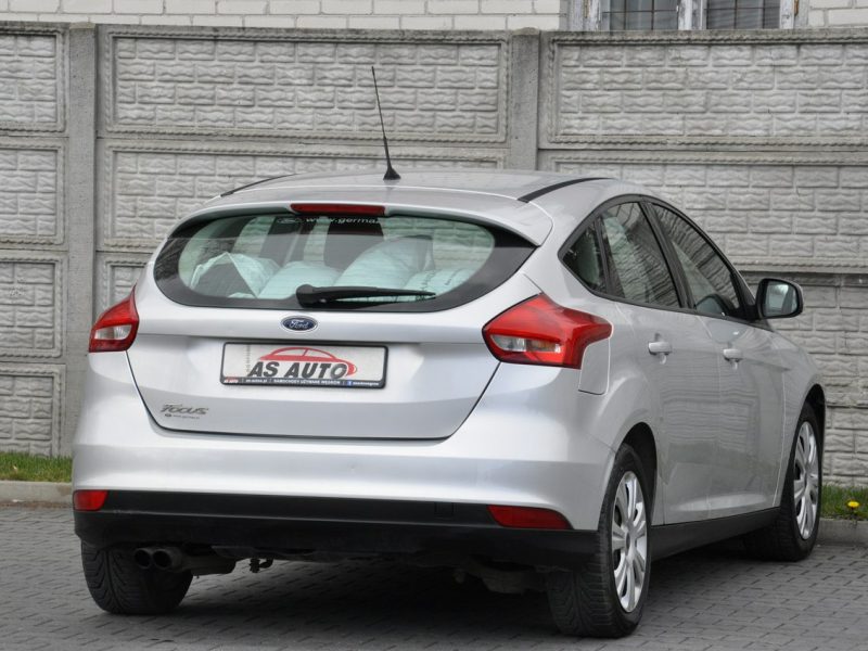 Ford Focus 1,6i Ambiente/2Xopony/Serwisowany/Zadbany Mk3 (2010-2018)