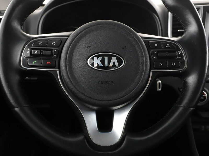 Kia Sportage grzane fotele+kier. navi kamera hak Bluetooth tempomat IV (2016-2021)