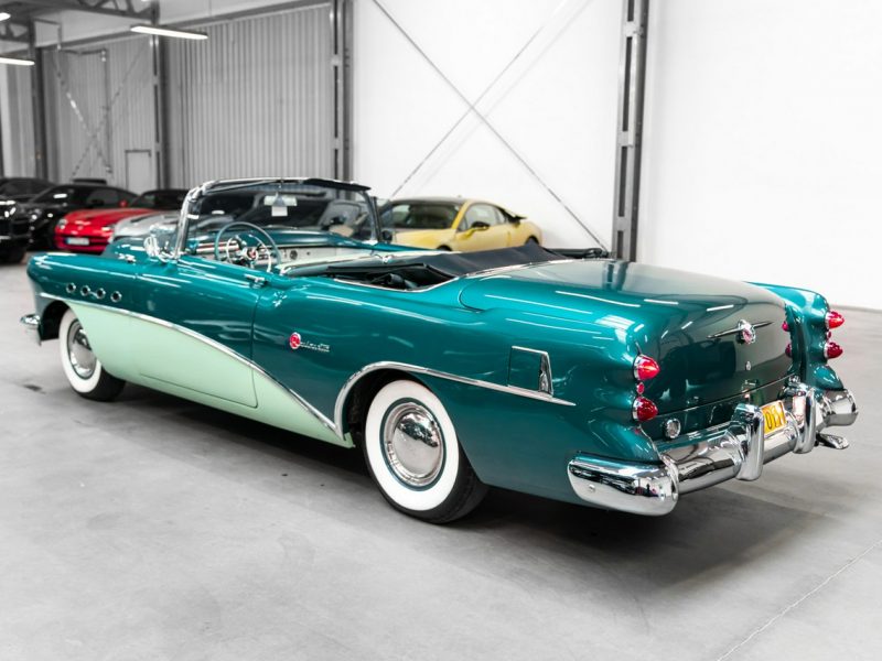 Buick Roadmaster Convertible 76C 1954 Stan fabryczny. Kolekcjonerski. Ideał VI (1954-1956)