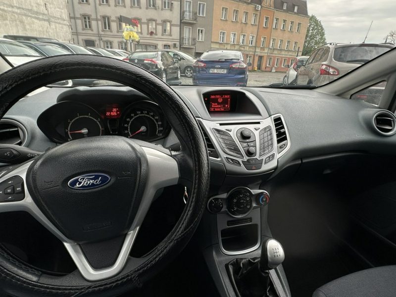Ford Fiesta Benzyna Zarejestrowany Ubezpieczony Mk7 (2008-)