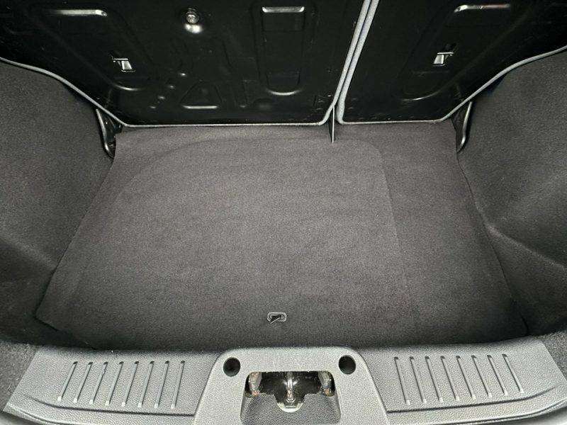 Ford Fiesta Benzyna Zarejestrowany Ubezpieczony Mk7 (2008-)