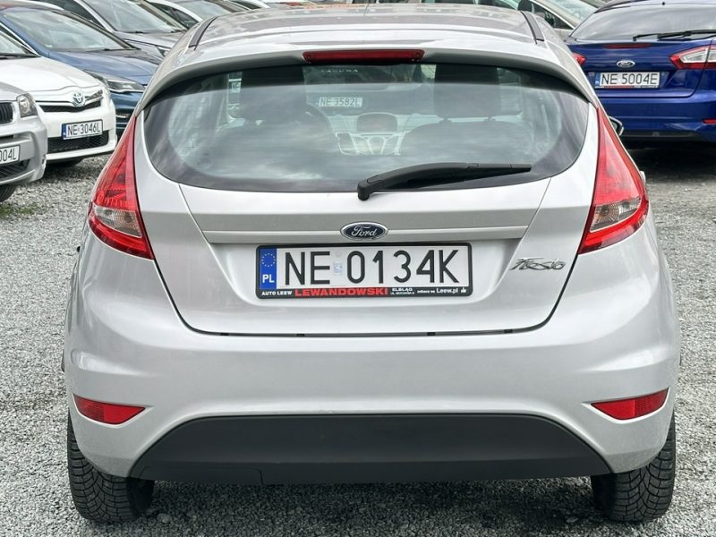 Ford Fiesta Benzyna Zarejestrowany Ubezpieczony Mk7 (2008-)