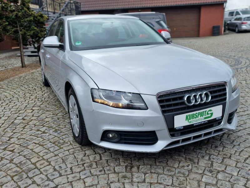 Audi A4 (Nr 115) B8 1.8 TFSI , 120 KM, niski przebieg B8 (2007-2015)