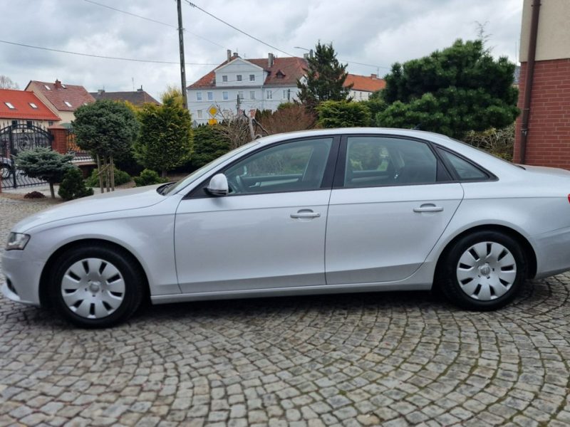 Audi A4 (Nr 115) B8 1.8 TFSI , 120 KM, niski przebieg B8 (2007-2015)
