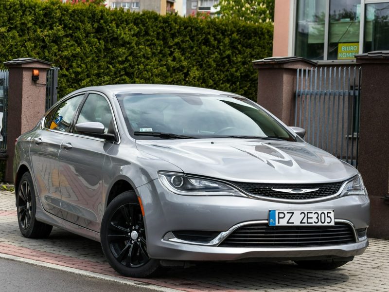 Chrysler 200 2.4_Benzyna_Gaz_175 KM_175 tyś. km