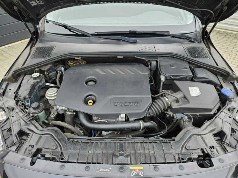 Volvo V60 D2 1.6 115KM manual BEZWYPADEK bardzo zadbany NAVI BDB stan I (2010-2018)