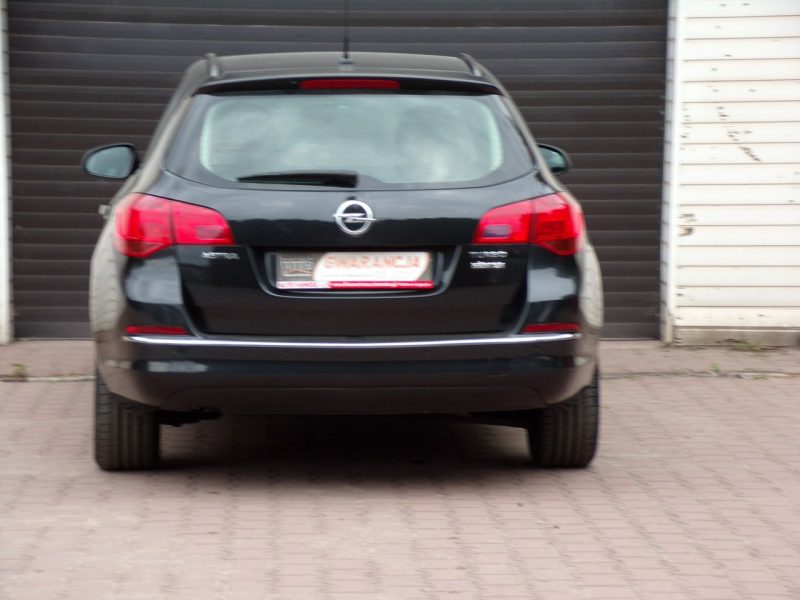 Opel Astra Klimatyzacja /Gwarancja /1,4 /140KM /2015R J (2009-2019)
