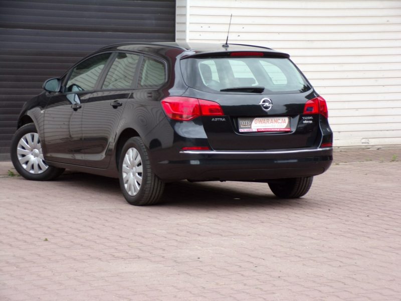 Opel Astra Klimatyzacja /Gwarancja /1,4 /140KM /2015R J (2009-2019)