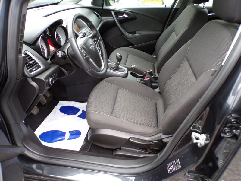 Opel Astra Klimatyzacja /Gwarancja /1,4 /140KM /2015R J (2009-2019)