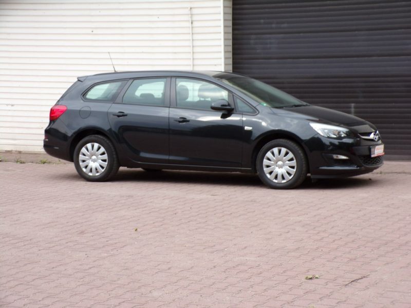 Opel Astra Klimatyzacja /Gwarancja /1,4 /140KM /2015R J (2009-2019)