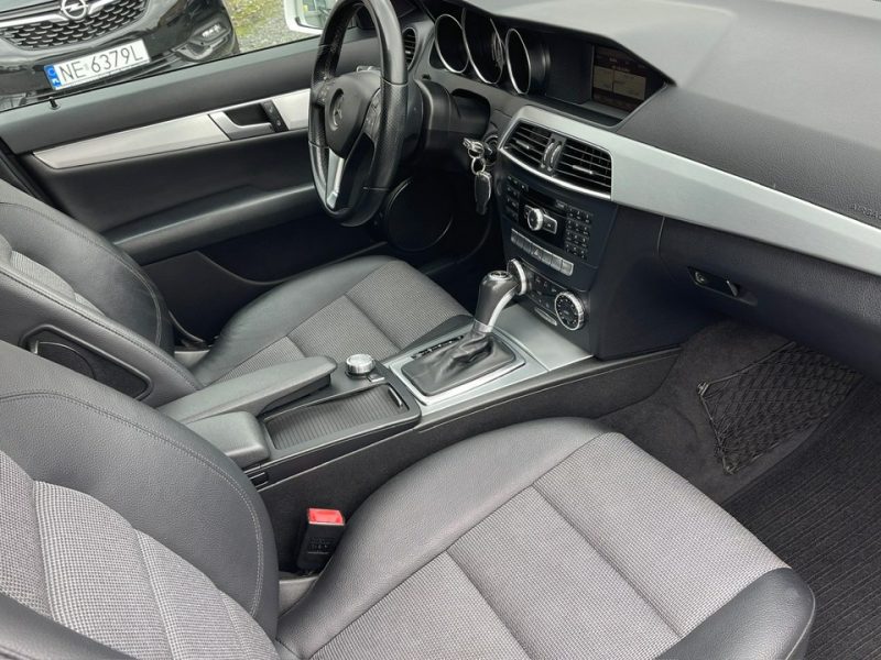 Mercedes C 220 2.2 Diesel Moc 170KM Automat Avantgarde W204 (2007-2014)