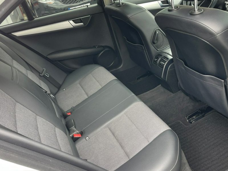 Mercedes C 220 2.2 Diesel Moc 170KM Automat Avantgarde W204 (2007-2014)
