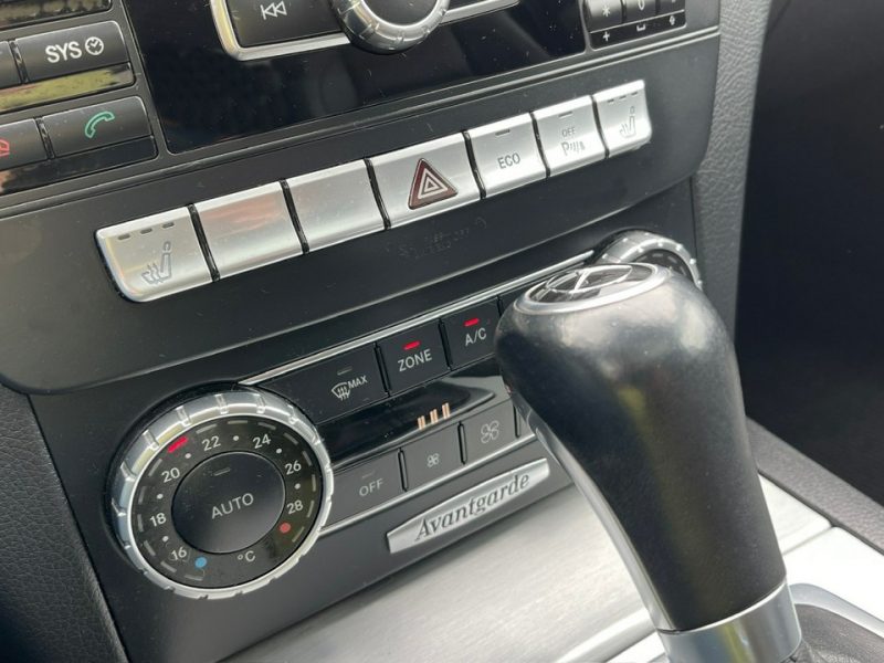 Mercedes C 220 2.2 Diesel Moc 170KM Automat Avantgarde W204 (2007-2014)