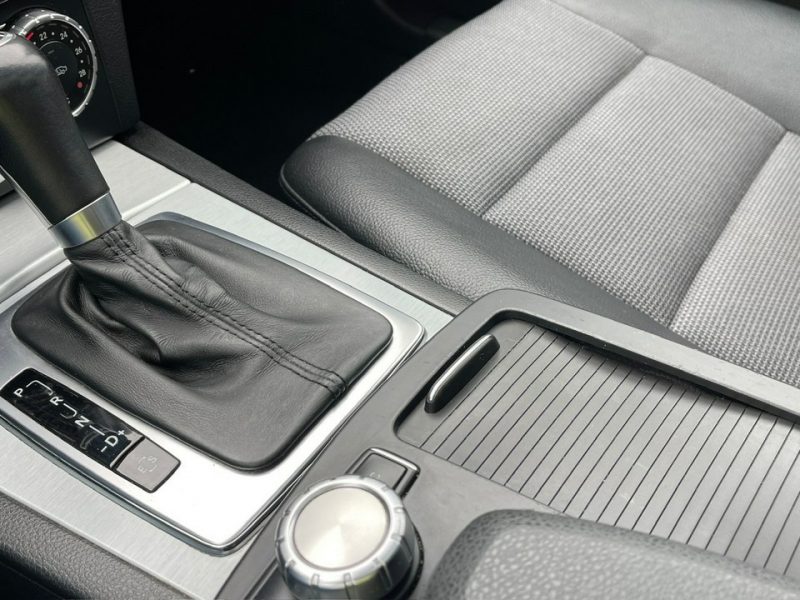 Mercedes C 220 2.2 Diesel Moc 170KM Automat Avantgarde W204 (2007-2014)