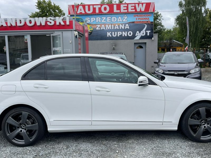 Mercedes C 220 2.2 Diesel Moc 170KM Automat Avantgarde W204 (2007-2014)
