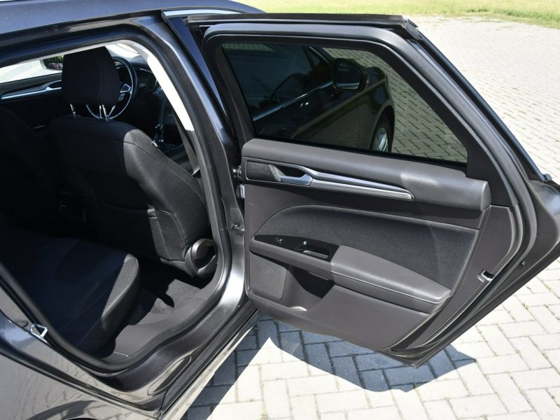 Ford Mondeo 2,0D DUDKI11 Kam.Cof.Navigacja.Tempomat.Asystent.Pasa Ruchu.Serwis Mk5 (2014-)