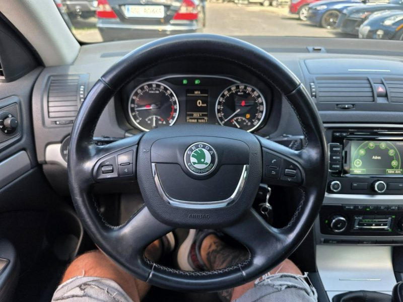 Škoda Octavia 2.0 TDI 140 KM, Klimatyzacja, Grzane Fotele, Isofix, Klimatyzacja, HAK II (2004-2013)
