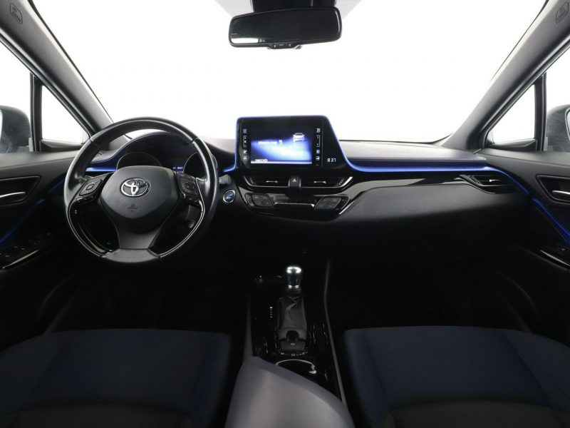 Toyota C-HR Style grzane fotele kamera tempomat