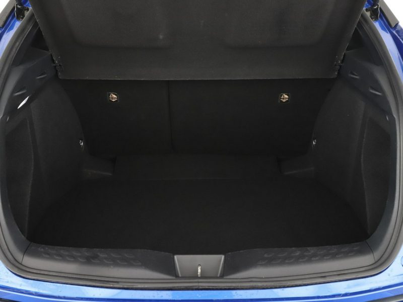 Toyota C-HR Style grzane fotele kamera tempomat