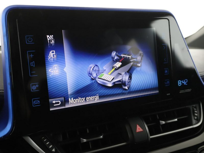 Toyota C-HR Style grzane fotele kamera tempomat