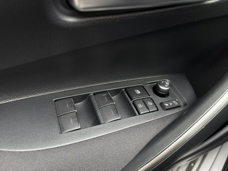 Toyota Corolla 1.8 Hybrid 122KM COMFORT TECH, salon Polska, gwarancja, FV23% Seria E16 (2012-)
