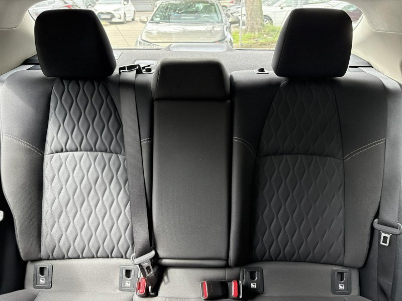 Toyota Corolla 1.8 Hybrid 122KM COMFORT TECH, salon Polska, gwarancja, FV23% Seria E16 (2012-)