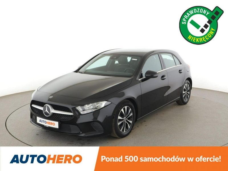 Mercedes A 180 automat skóra navi klima auto kamera i czujniki parkowania W177 (2018-)