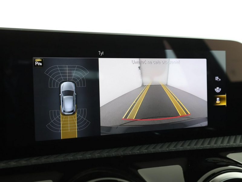 Mercedes A 180 automat skóra navi klima auto kamera i czujniki parkowania W177 (2018-)