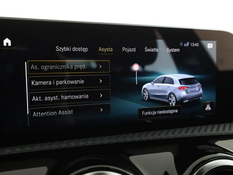 Mercedes A 180 automat skóra navi klima auto kamera i czujniki parkowania W177 (2018-)