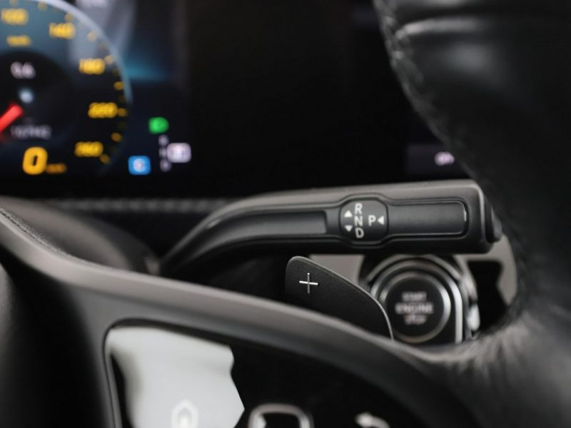 Mercedes A 180 automat skóra navi klima auto kamera i czujniki parkowania W177 (2018-)