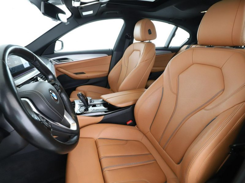 BMW 530 530e Luxury Line PHEV panorama skóra kamera grzane fotele navi head-up G30 (2017-)
