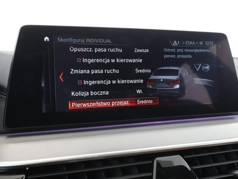 BMW 530 530e Luxury Line PHEV panorama skóra kamera grzane fotele navi head-up G30 (2017-)
