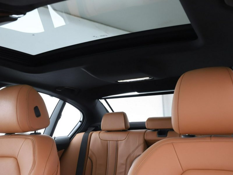BMW 530 530e Luxury Line PHEV panorama skóra kamera grzane fotele navi head-up G30 (2017-)