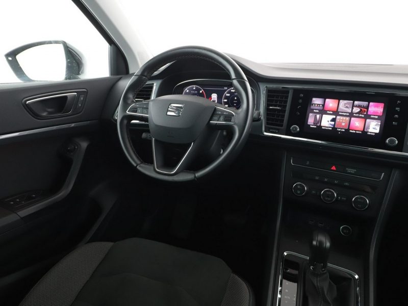 Seat Ateca DSG full LED virtual cocpit navi klima auto kamera i czujniki parkowan