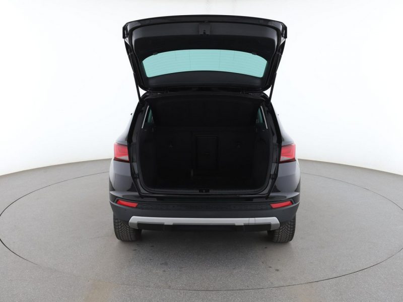Seat Ateca DSG full LED virtual cocpit navi klima auto kamera i czujniki parkowan