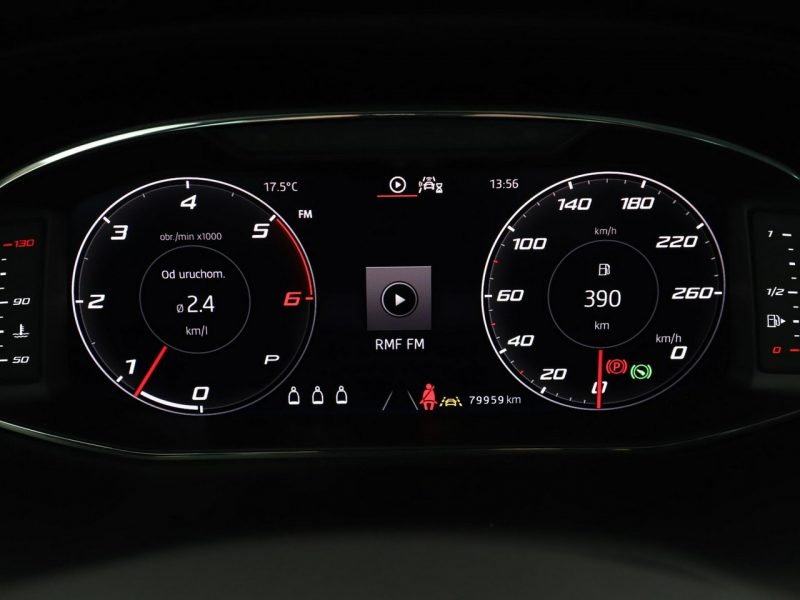 Seat Ateca DSG full LED virtual cocpit navi klima auto kamera i czujniki parkowan