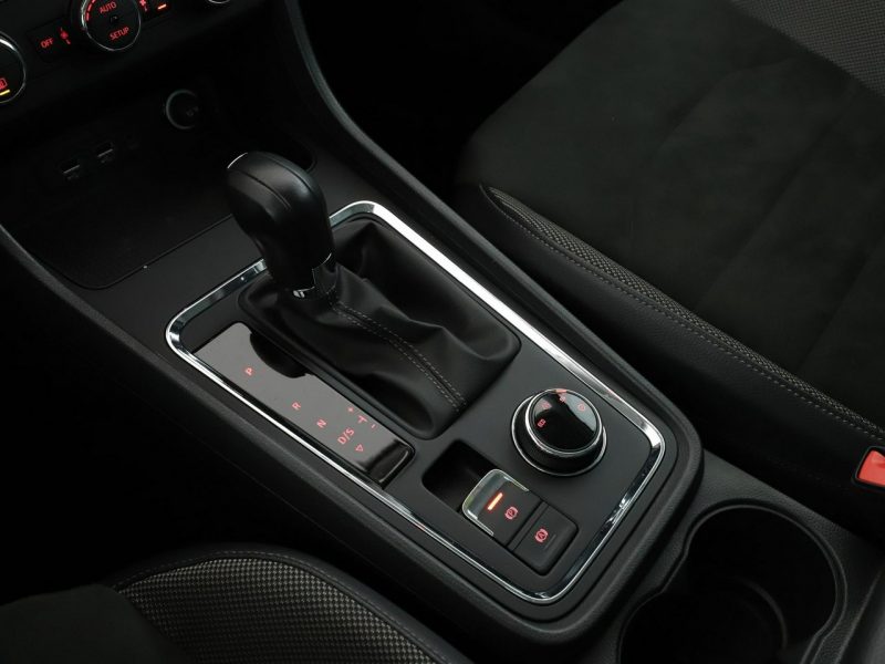 Seat Ateca DSG full LED virtual cocpit navi klima auto kamera i czujniki parkowan