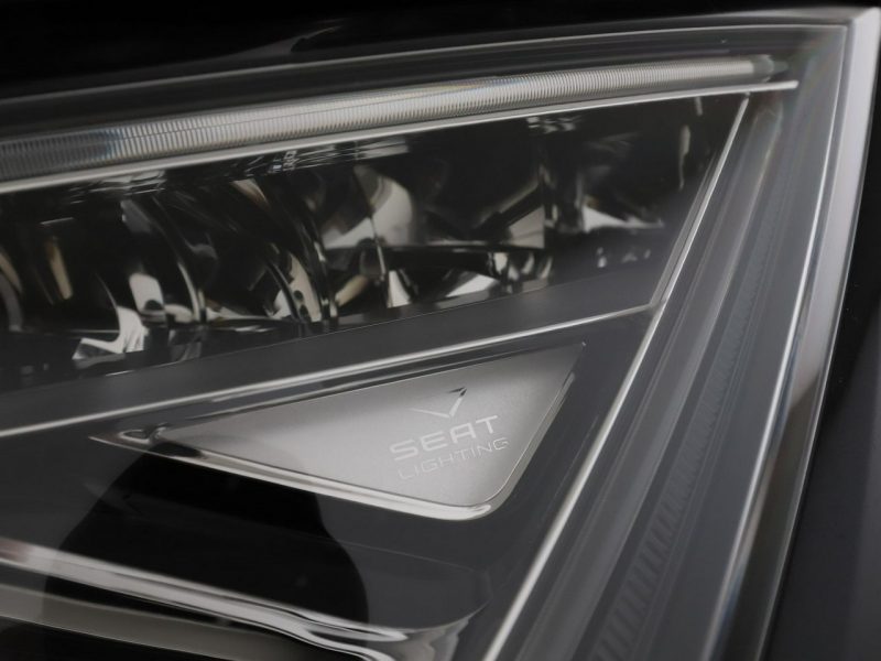 Seat Ateca DSG full LED virtual cocpit navi klima auto kamera i czujniki parkowan