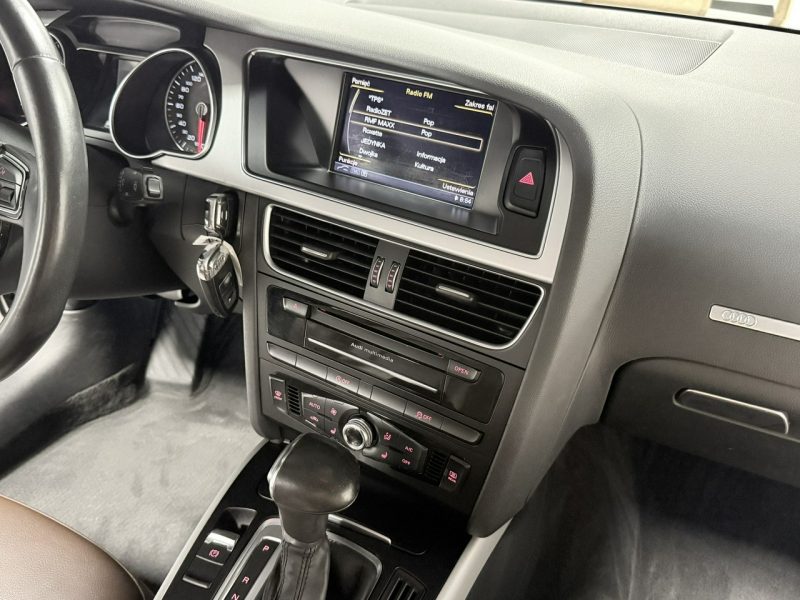 Audi A5 2.0TDI150KM * DSG*SPORTLINE * Bi-Xenon * Navi MMI+ * HAK * 20CAL * LED 8T (2007-2016)