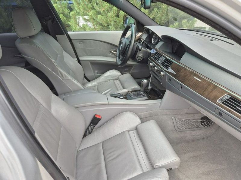 BMW 523 MPAKIET * gaz lpg * automat * komfortsize * sedan * serwis* wawa E60 (2003-2010)