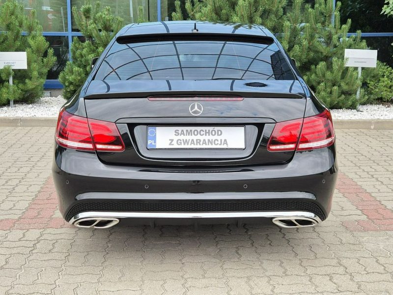 Mercedes E 200 benzyna * super stan * zadbany * serwisowany * Warszawa W212 (2009-)