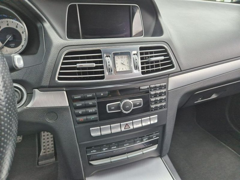 Mercedes E 200 benzyna * super stan * zadbany * serwisowany * Warszawa W212 (2009-)