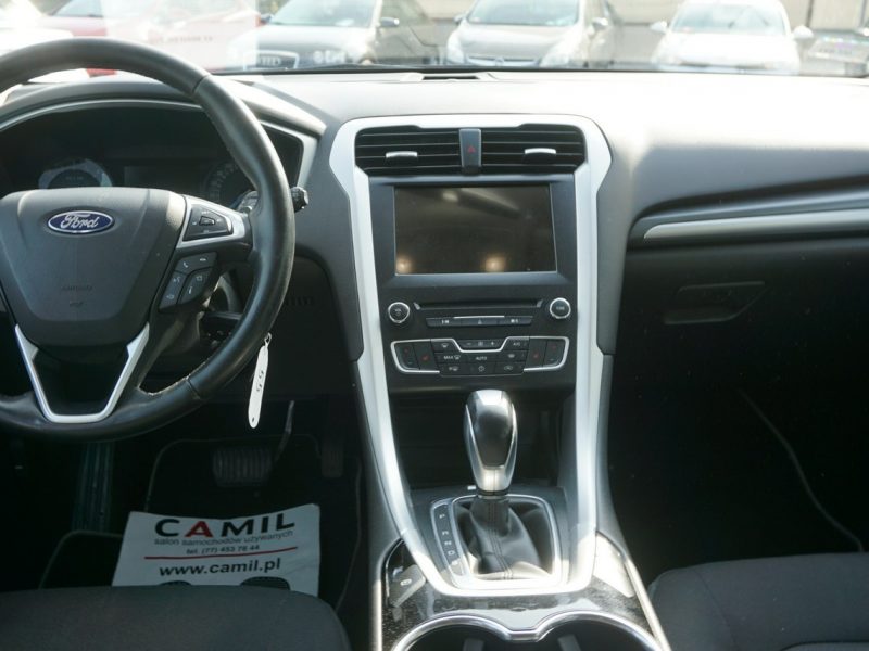 Ford Mondeo zarejestrowany, ubezpieczony, I rej. 2017 r. Mk5 (2014-)