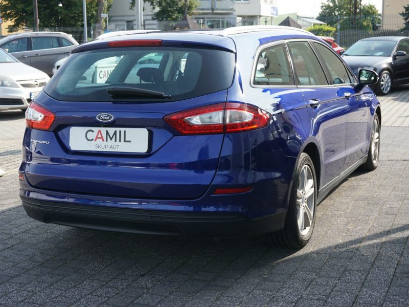 Ford Mondeo zarejestrowany, ubezpieczony, I rej. 2017 r. Mk5 (2014-)