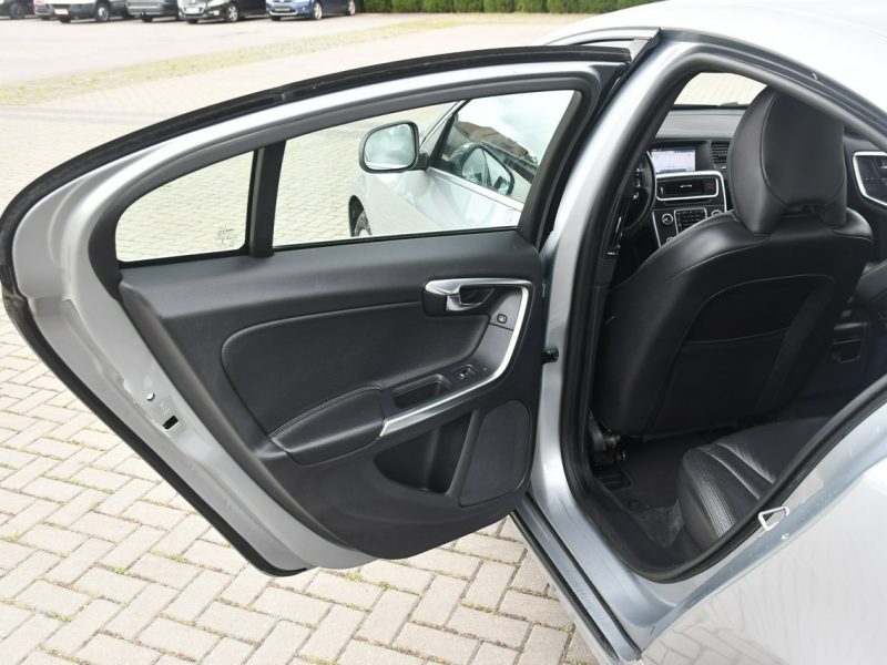 Volvo S60 1,6hdi DUDKI11 Kam.Cof.Navigacja.Automat.Skóry.Asystent.Podg.Fot.Pamię II (2010-)