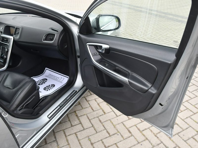 Volvo S60 1,6hdi DUDKI11 Kam.Cof.Navigacja.Automat.Skóry.Asystent.Podg.Fot.Pamię II (2010-)