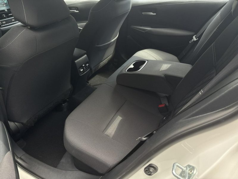 Toyota Corolla 1.8 Hybrid COMFORT, salon Polska, gwarancja, FV23% Seria E16 (2012-)