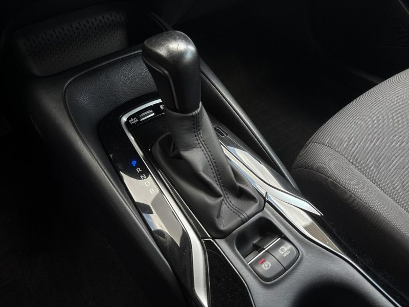 Toyota Corolla 1.8 Hybrid COMFORT, salon Polska, gwarancja, FV23% Seria E16 (2012-)