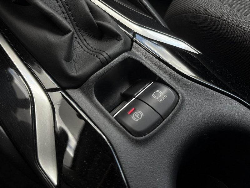 Toyota Corolla 1.8 Hybrid COMFORT, salon Polska, gwarancja, FV23% Seria E16 (2012-)